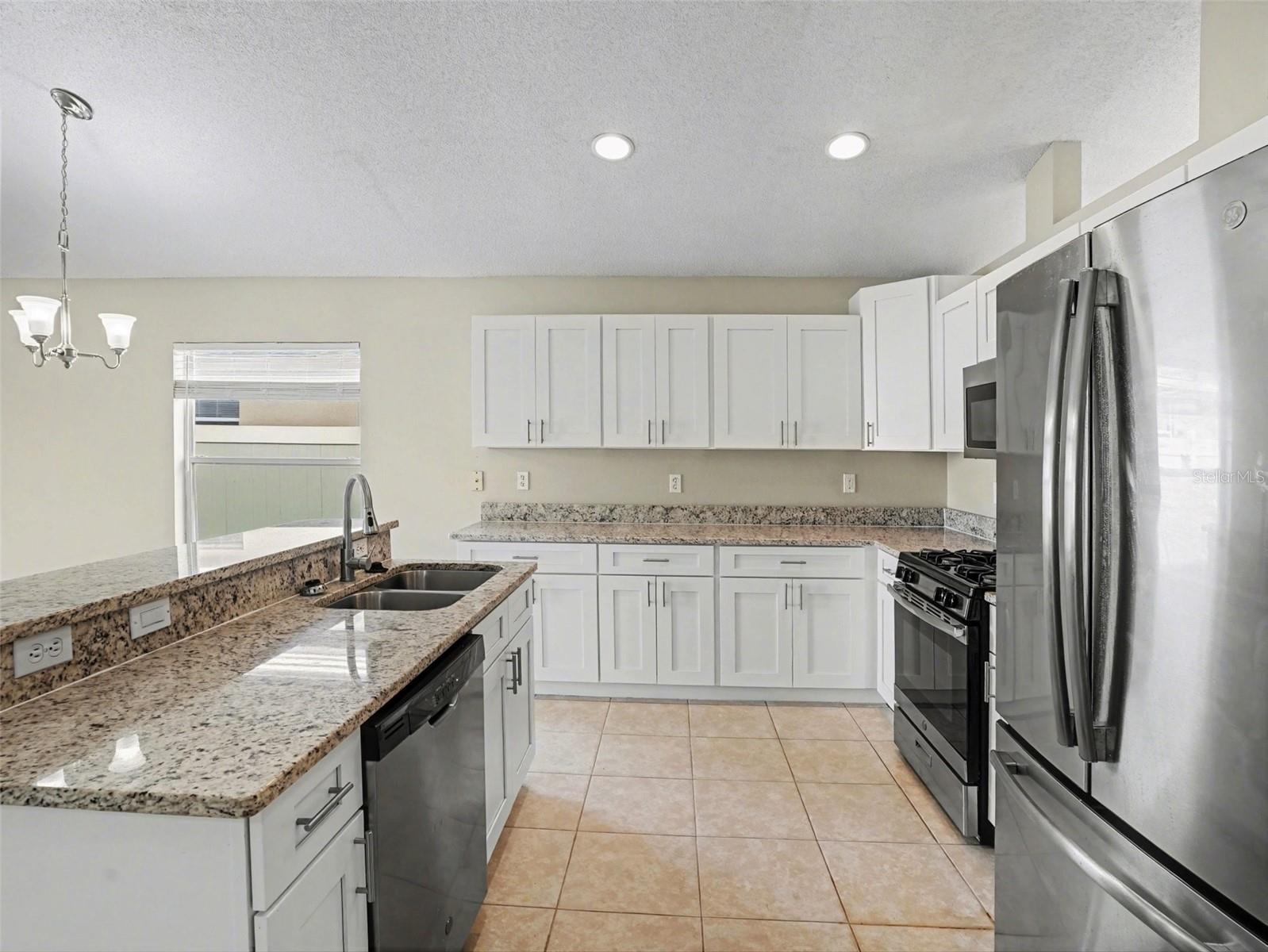 2830 WILSHIRE RD, CLERMONT, FL, 34714