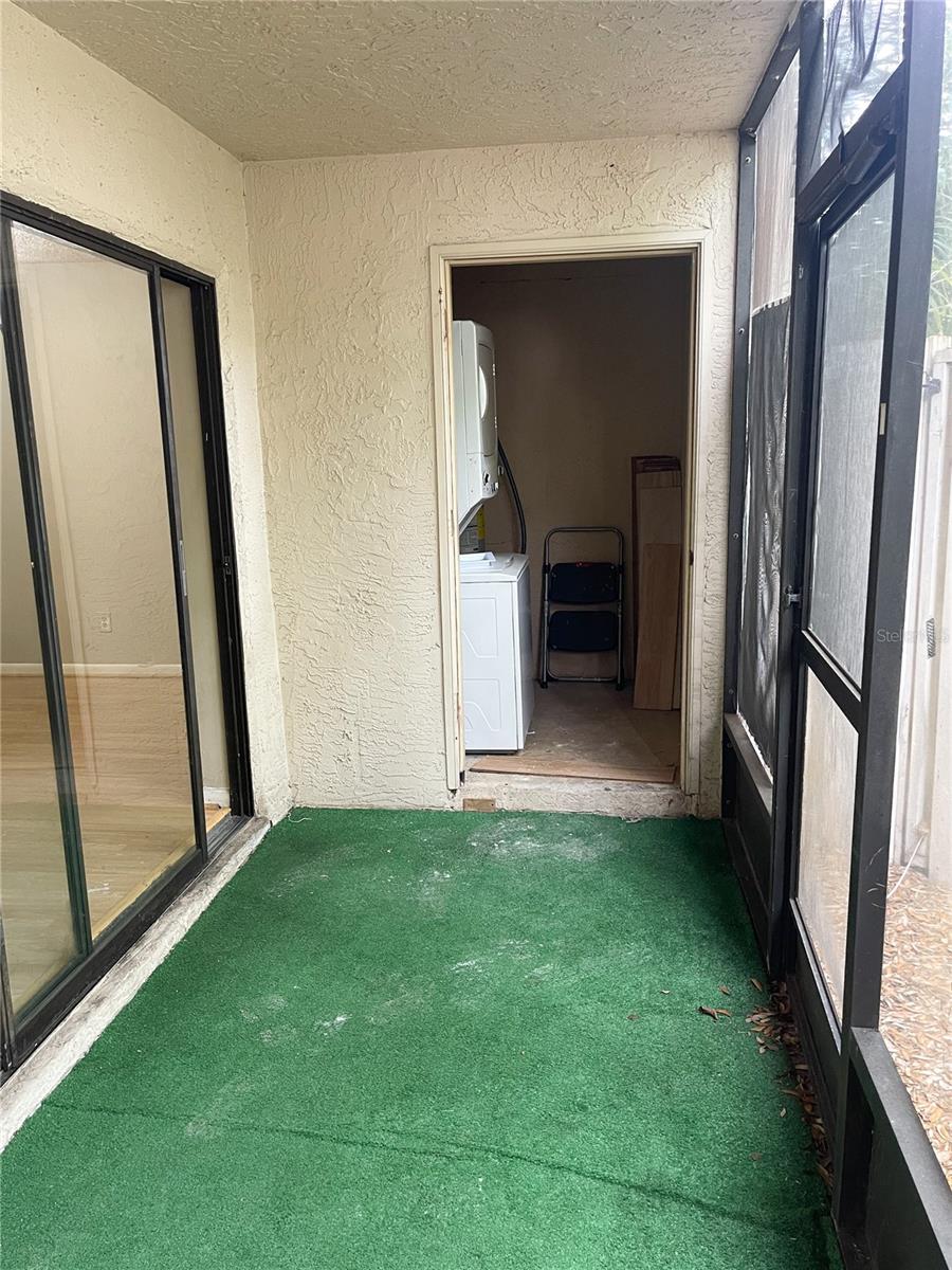 4873 PURITAN CIR #2401, TAMPA, FL, 33617