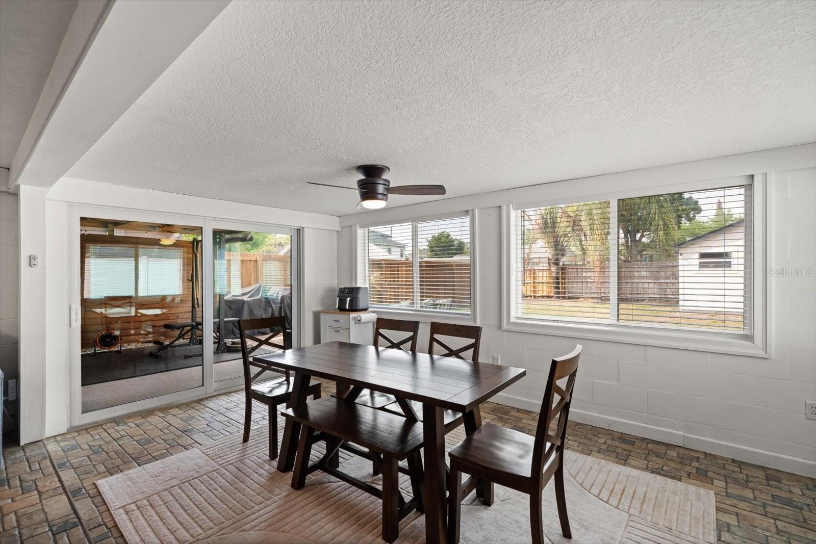 2211 OREGON ST, ORLANDO, FL, 32803