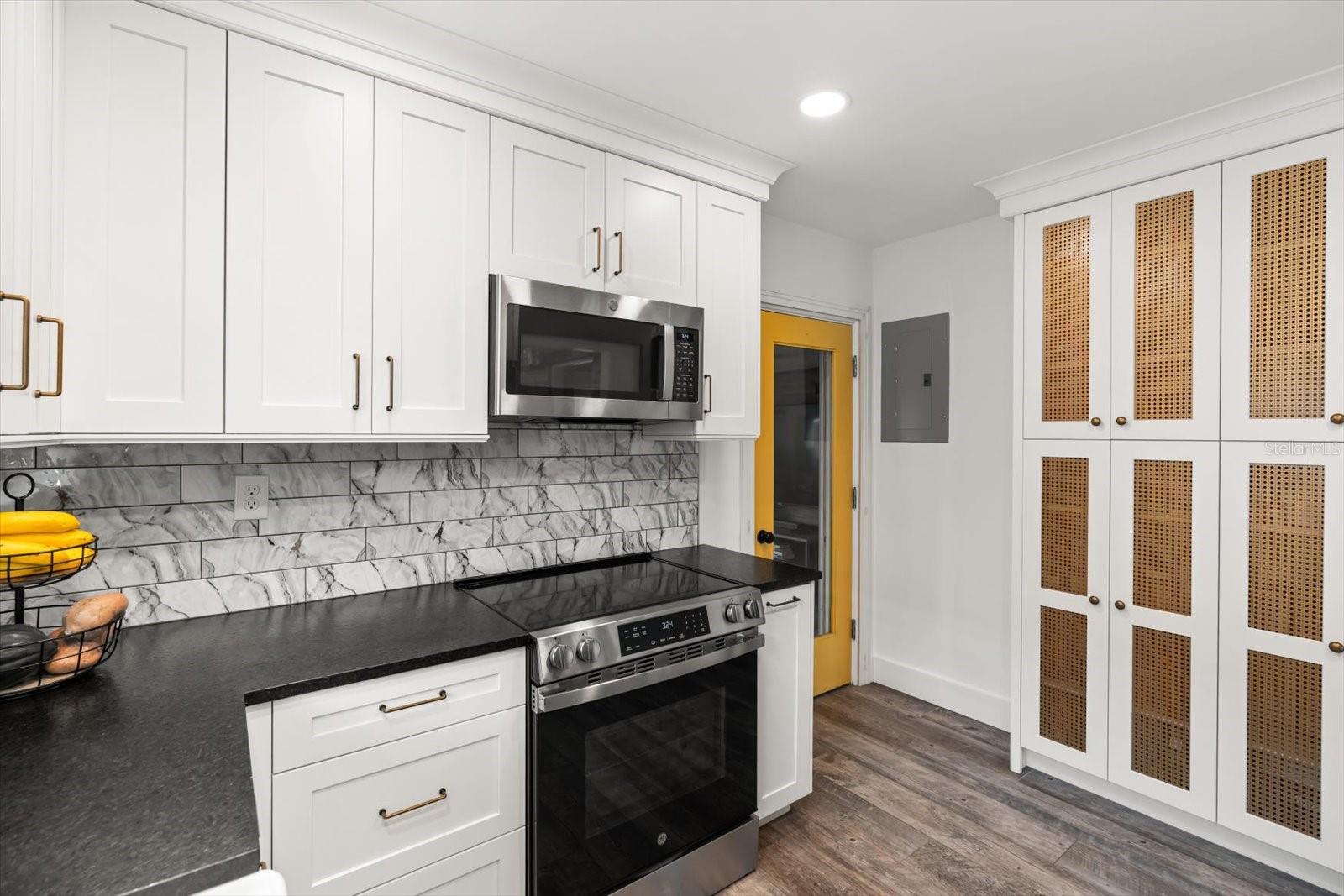 2211 OREGON ST, ORLANDO, FL, 32803