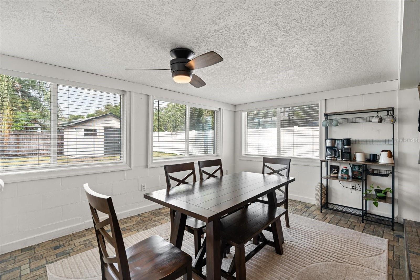 2211 OREGON ST, ORLANDO, FL, 32803