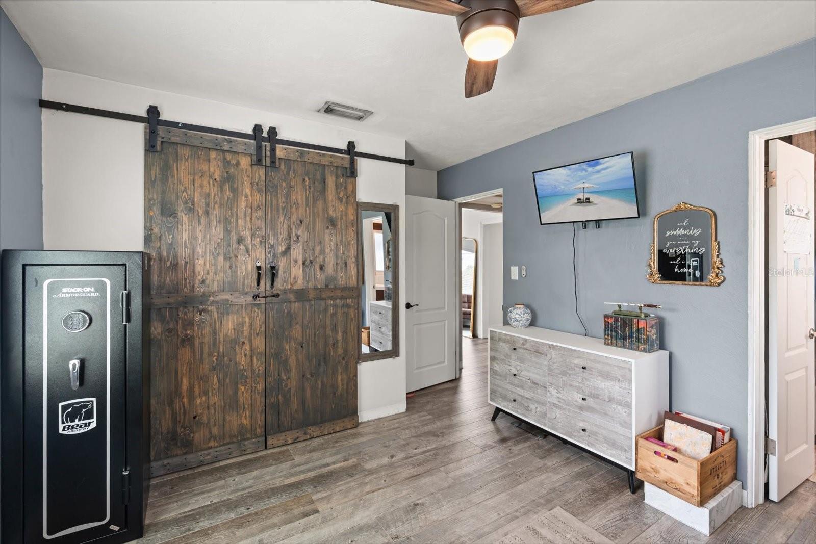 2211 OREGON ST, ORLANDO, FL, 32803