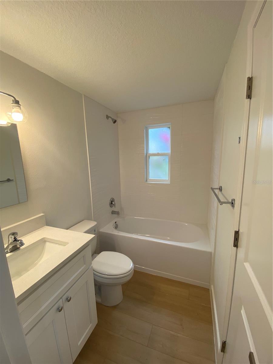 800 N WESTMORELAND DR, ORLANDO, FL, 32804