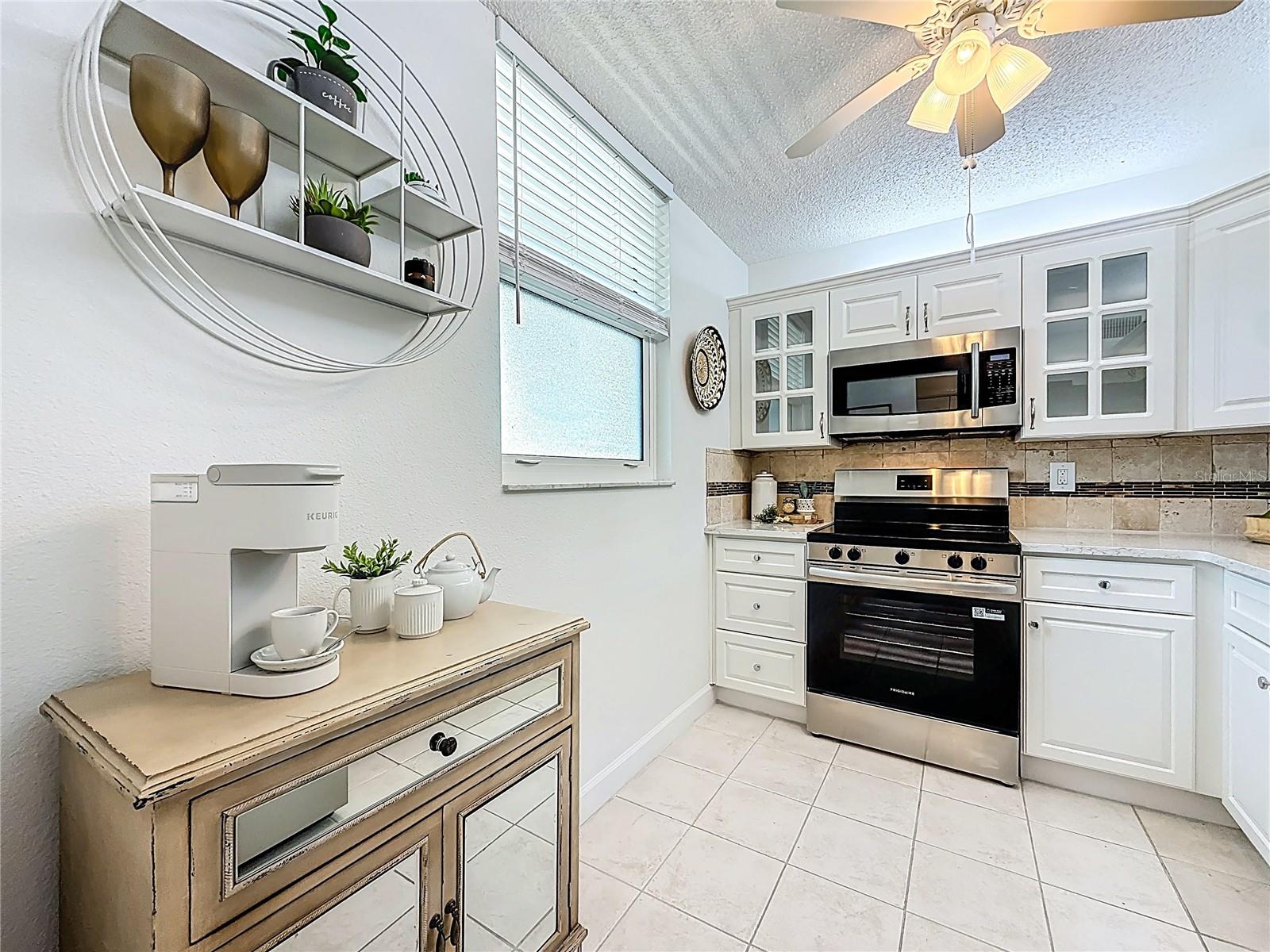 7425 BAY ISLAND DR S #105, SOUTH PASADENA, FL, 33707