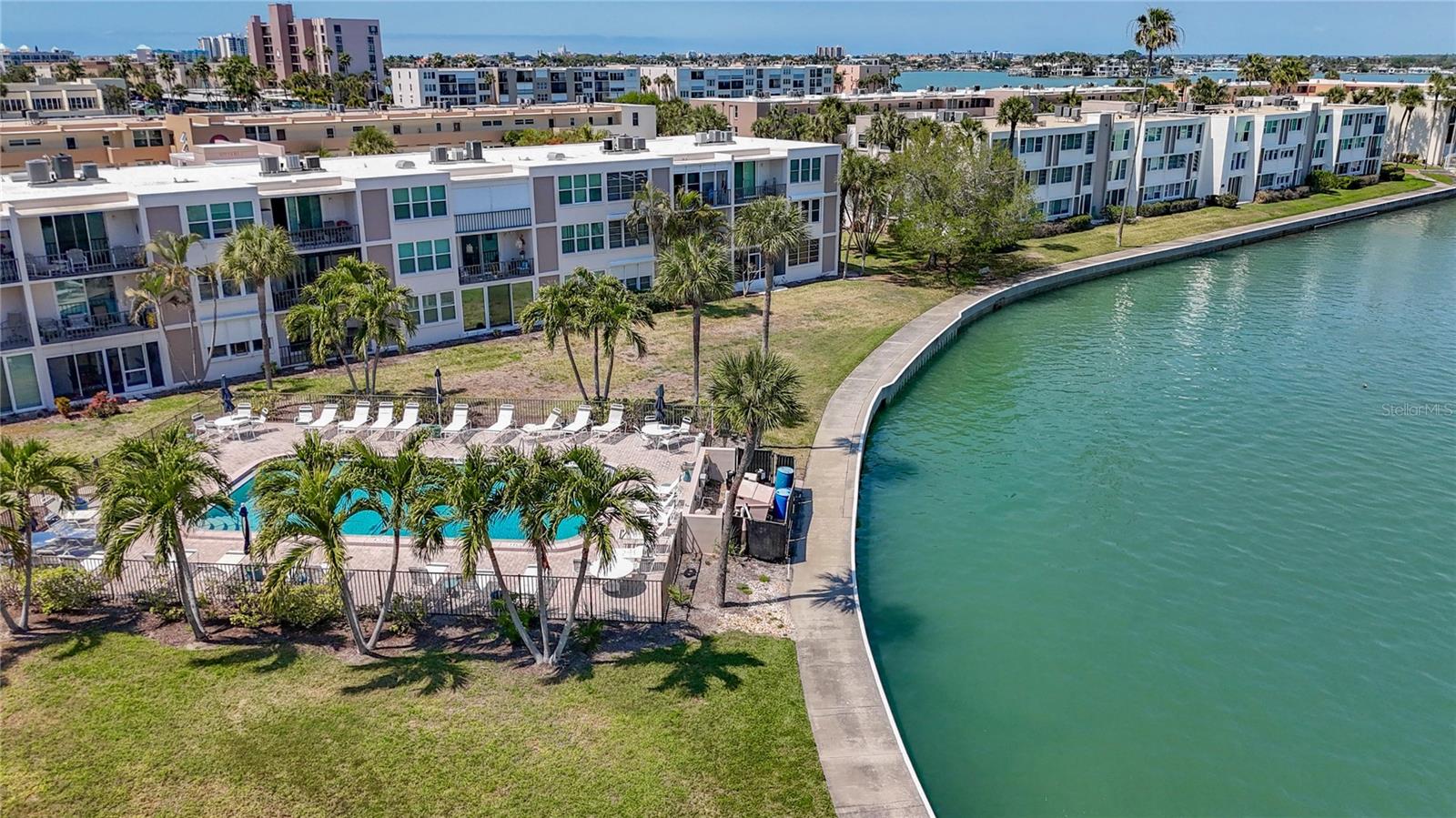 7425 BAY ISLAND DR S #105, SOUTH PASADENA, FL, 33707