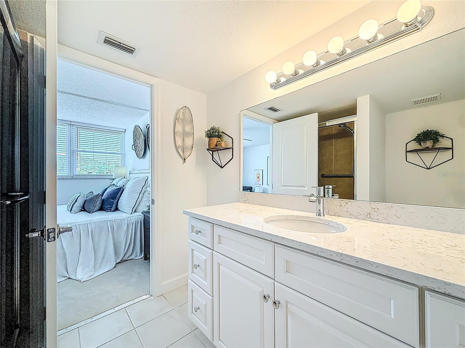 7425 BAY ISLAND DR S #105, SOUTH PASADENA, FL, 33707