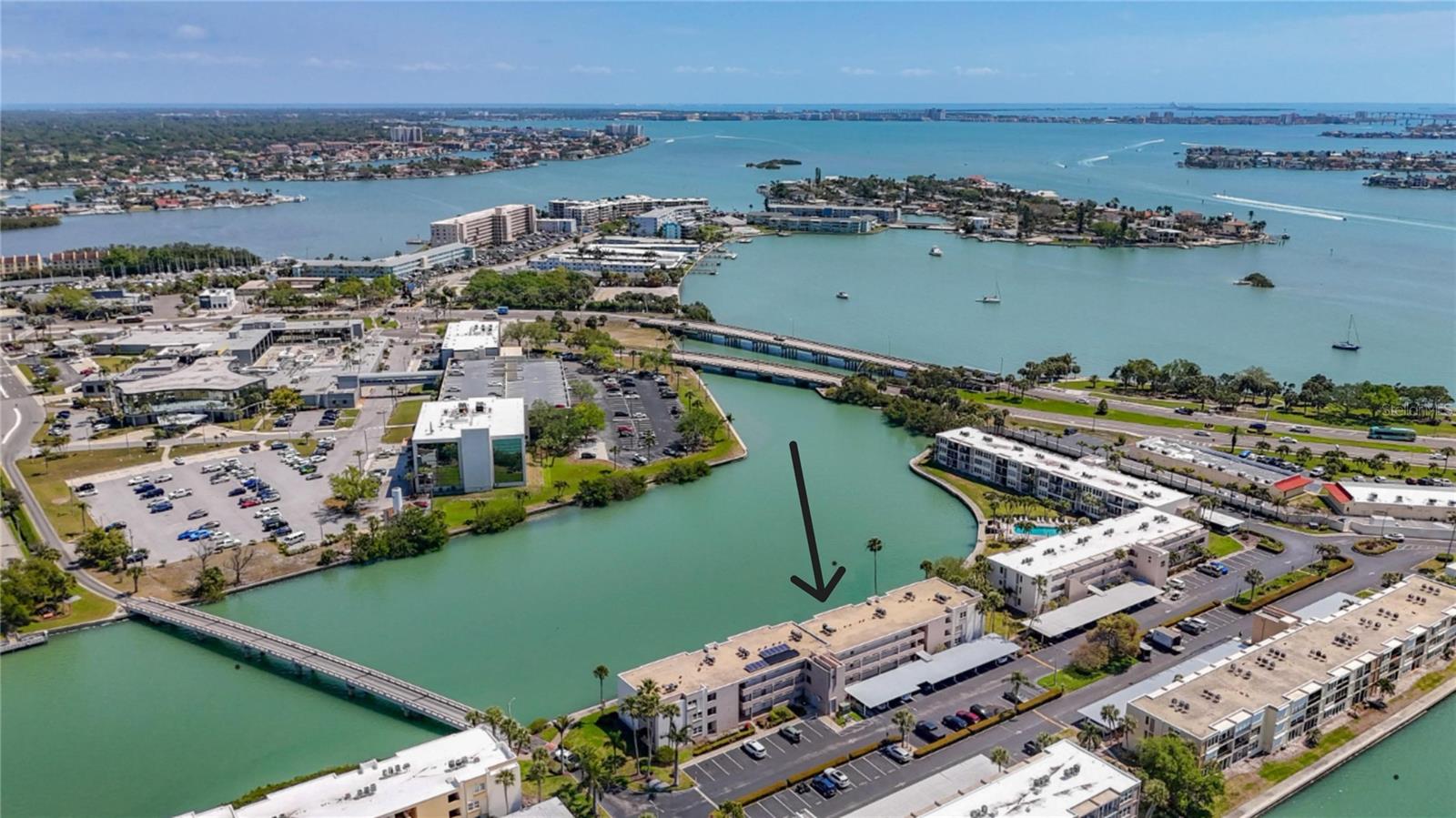 7425 BAY ISLAND DR S #105, SOUTH PASADENA, FL, 33707