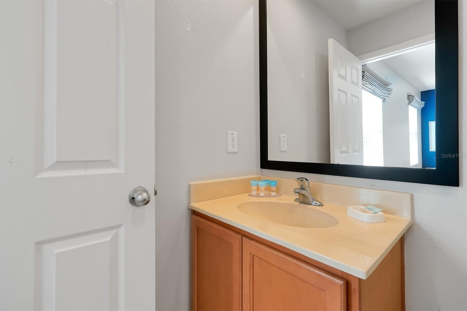 3033 BIRD OF PARADISE LN, KISSIMMEE, FL, 34747