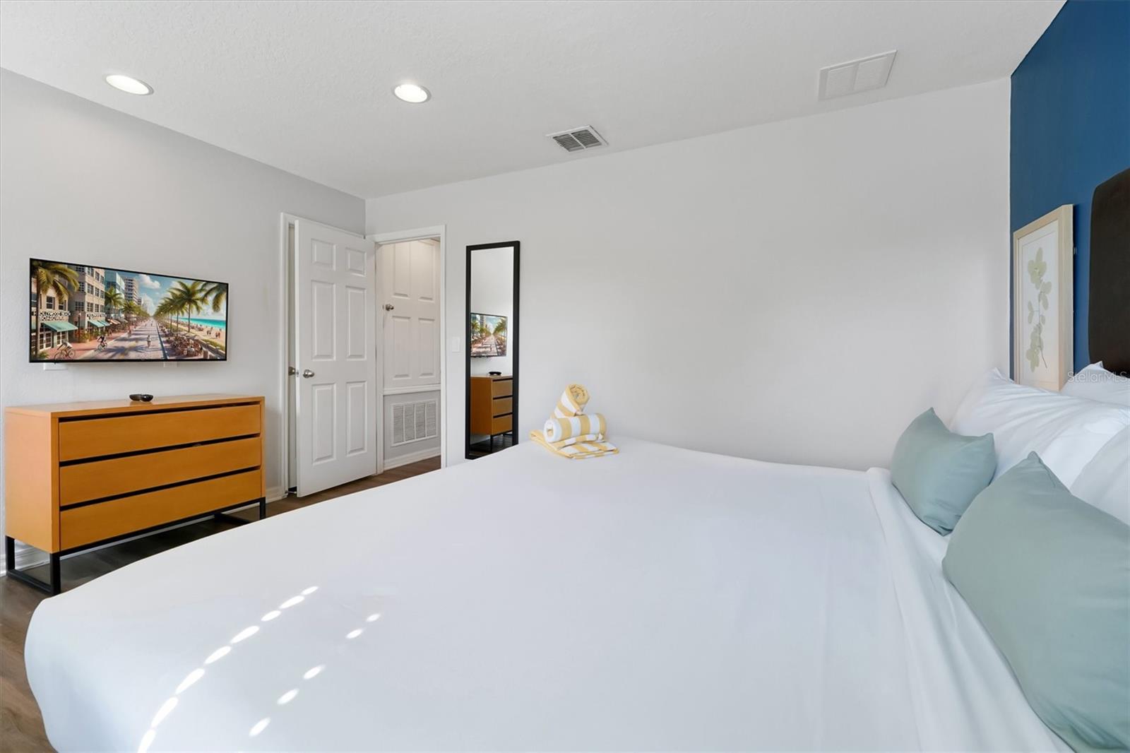 3033 BIRD OF PARADISE LN, KISSIMMEE, FL, 34747