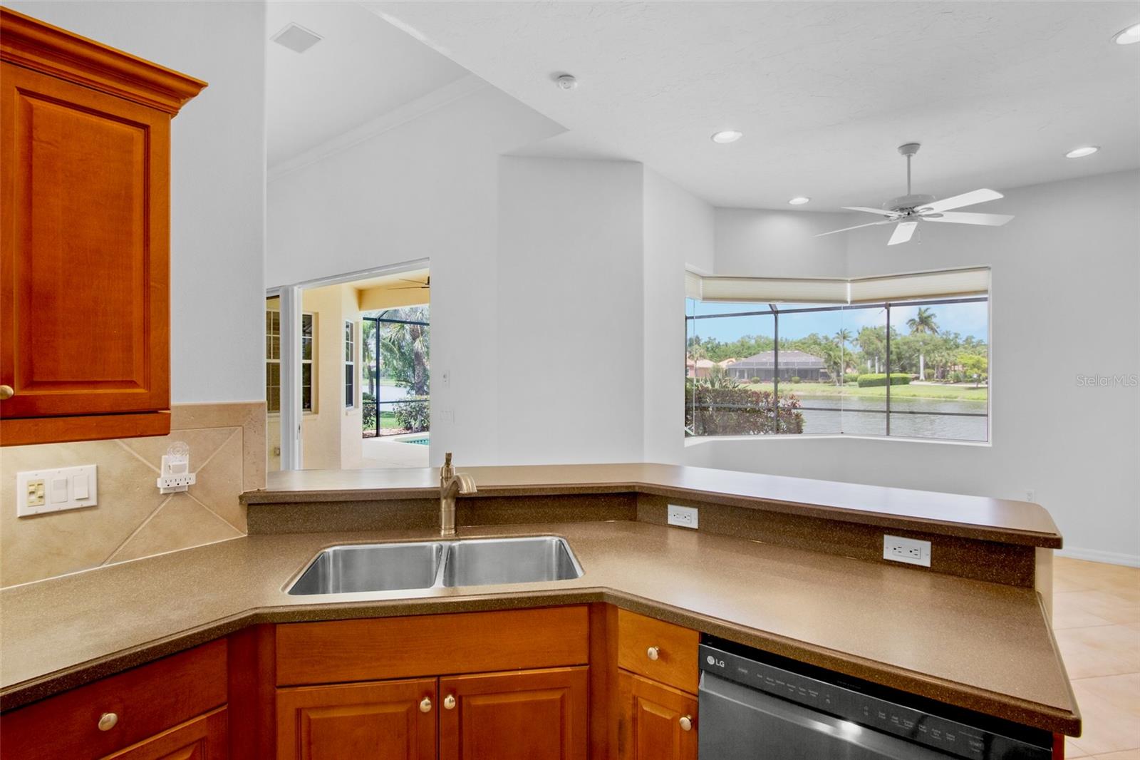 4975 SABAL LAKE CIR, SARASOTA, FL, 34238