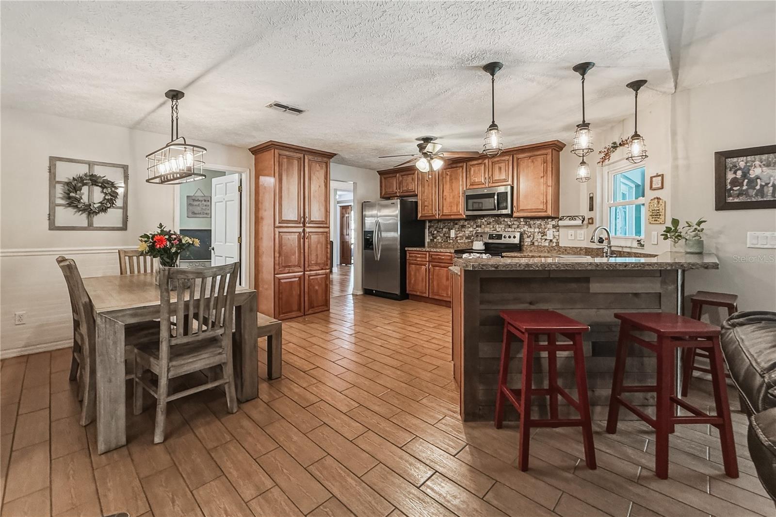25317 TRADEWINDS DR, LAND O LAKES, FL, 34639