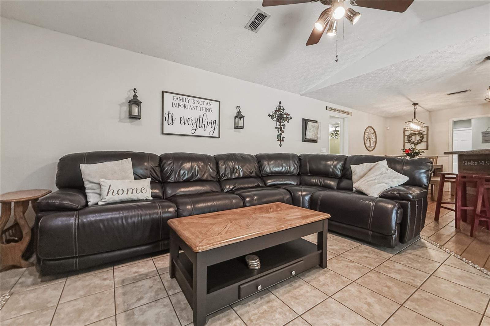 25317 TRADEWINDS DR, LAND O LAKES, FL, 34639