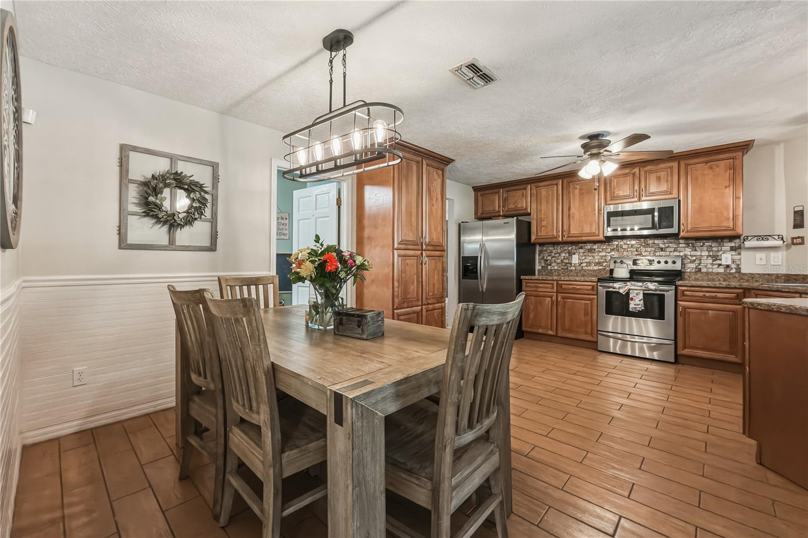 25317 TRADEWINDS DR, LAND O LAKES, FL, 34639