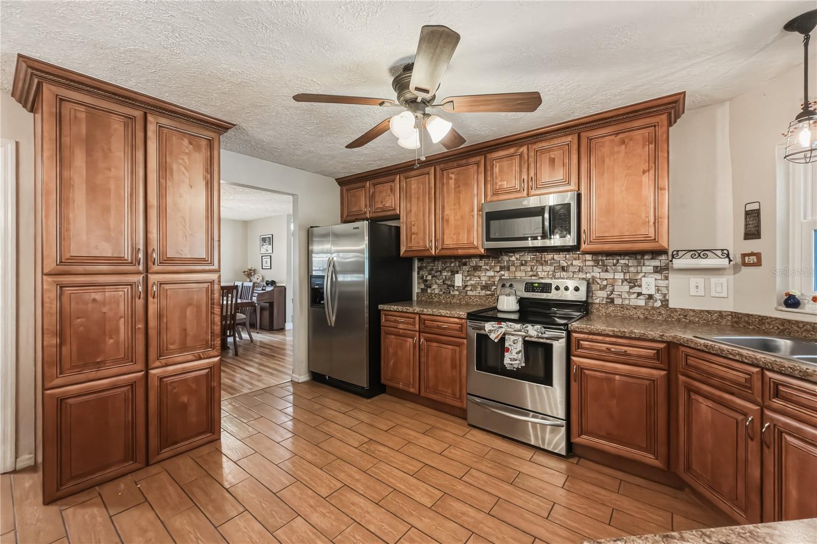 25317 TRADEWINDS DR, LAND O LAKES, FL, 34639