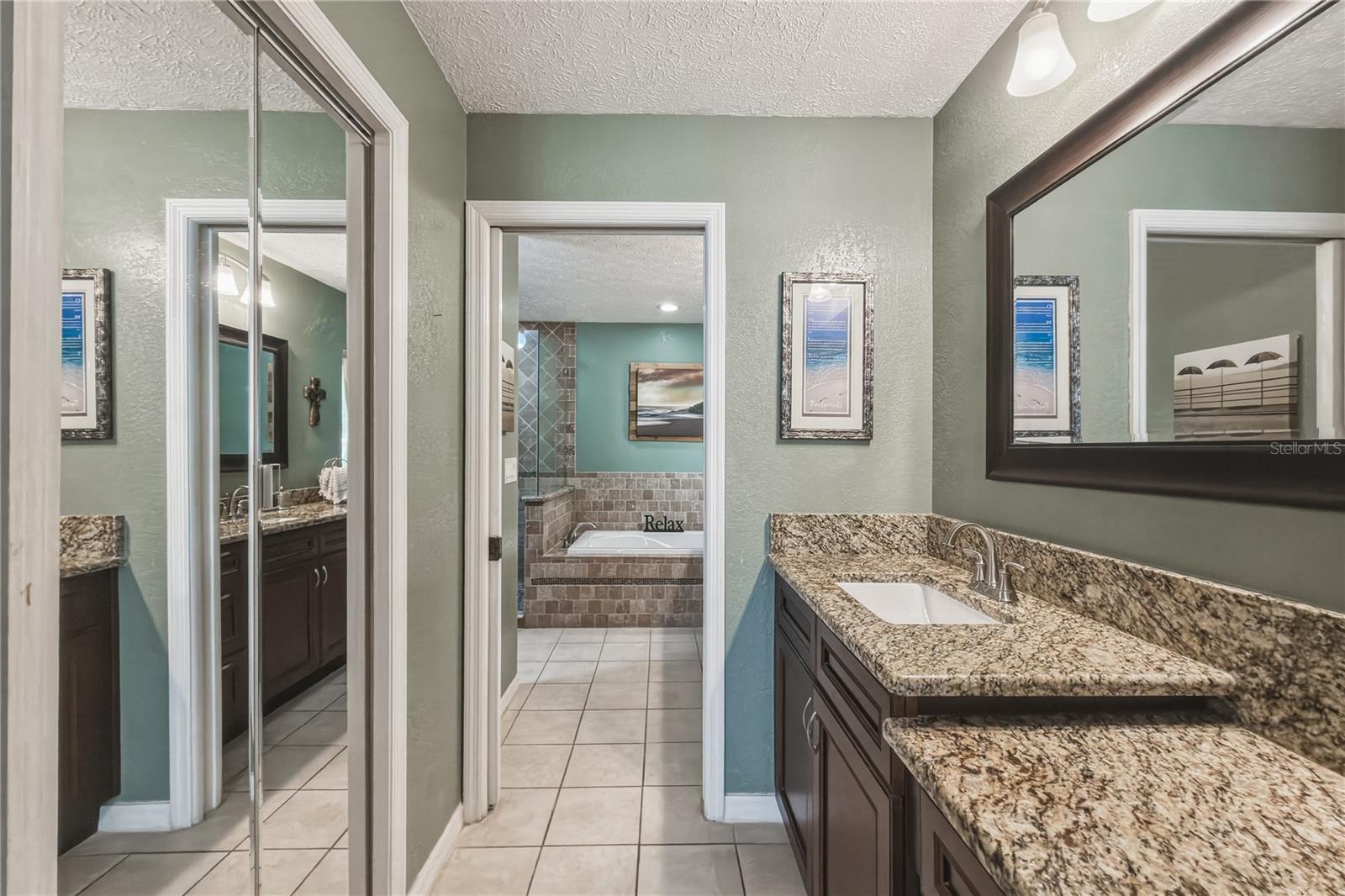 25317 TRADEWINDS DR, LAND O LAKES, FL, 34639
