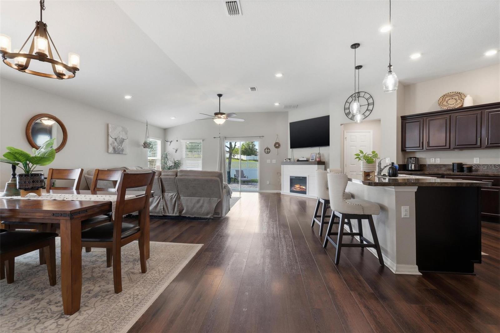 656 CARYA CT, DELAND, FL, 32724