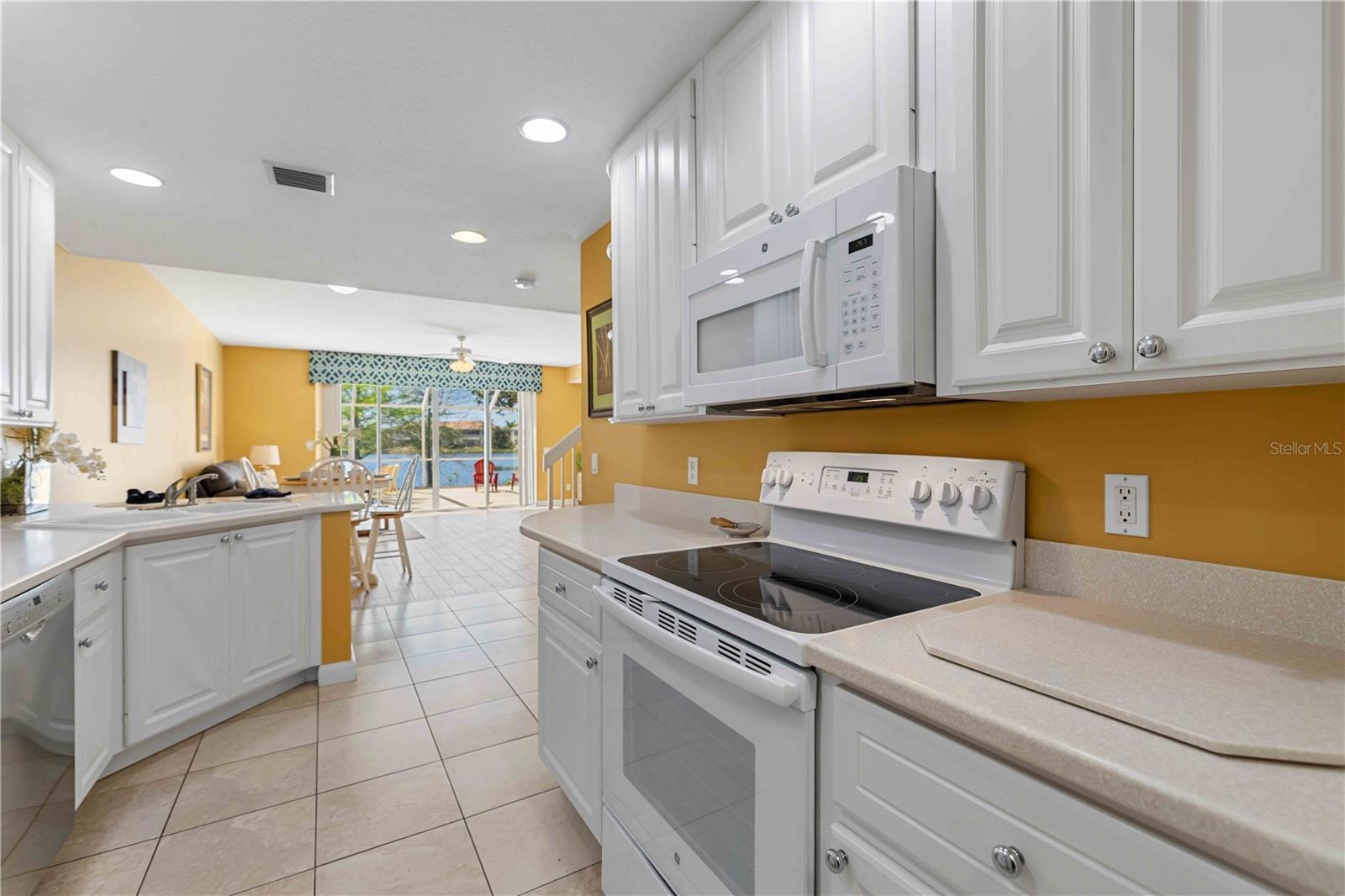 1430 BURGOS DR, SARASOTA, FL, 34238