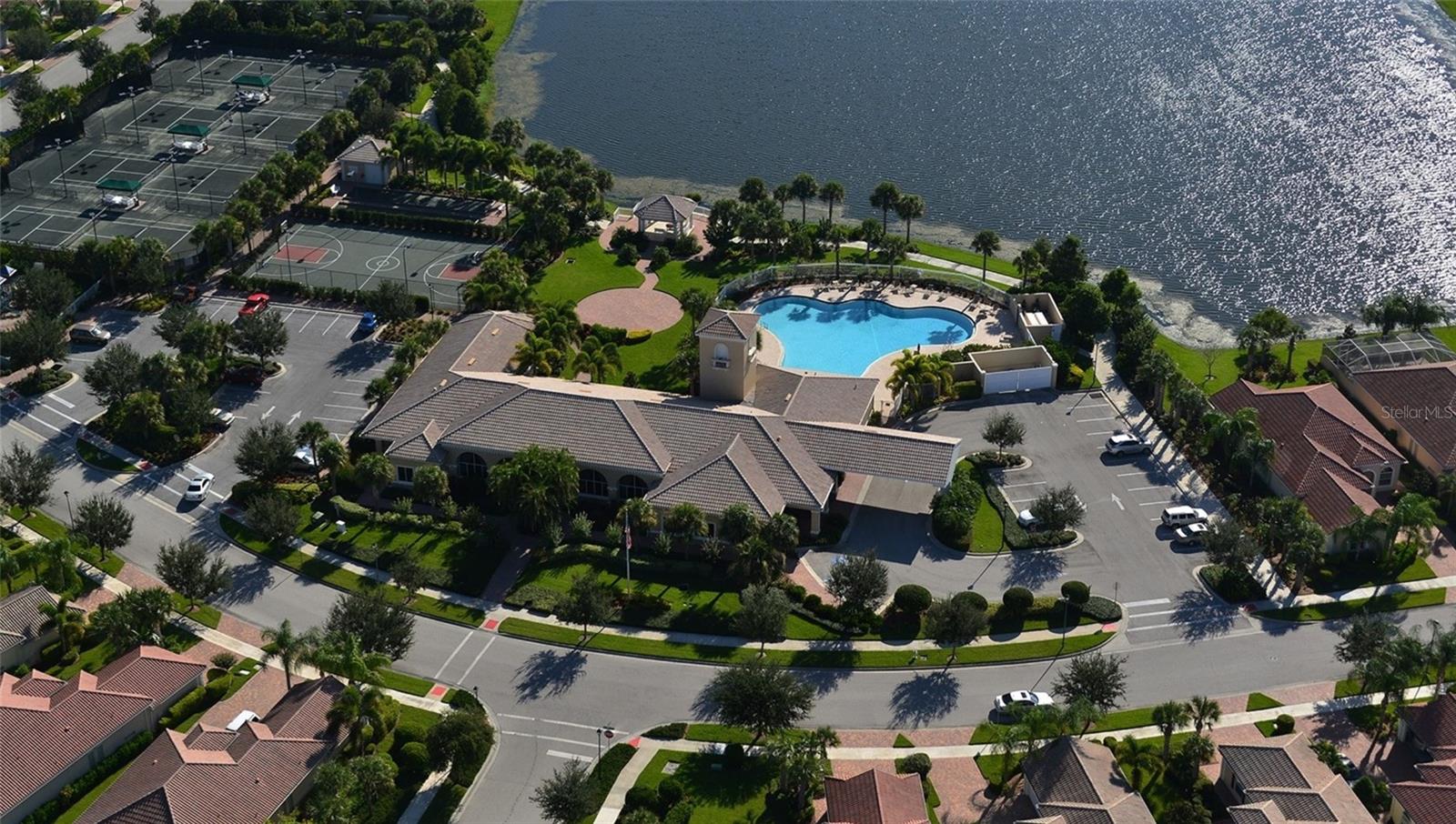 1430 BURGOS DR, SARASOTA, FL, 34238