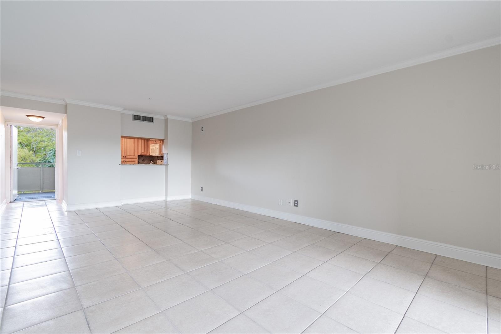 13618 GREENFIELD #305, TAMPA, FL, 33618
