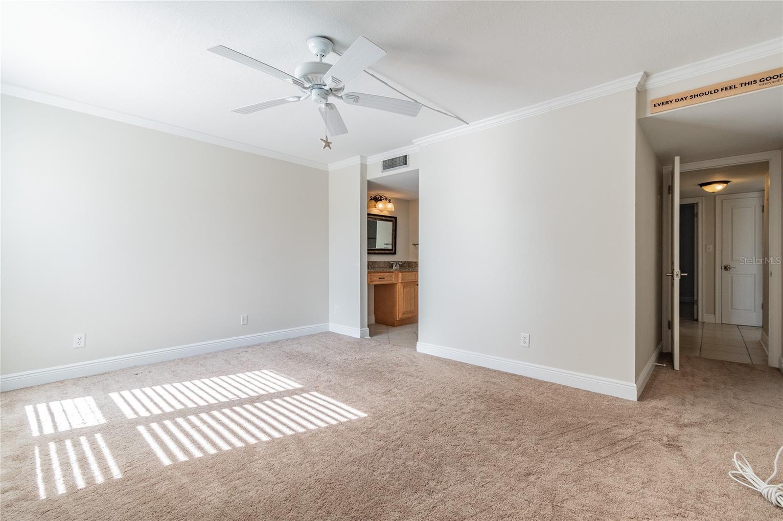 13618 GREENFIELD #305, TAMPA, FL, 33618