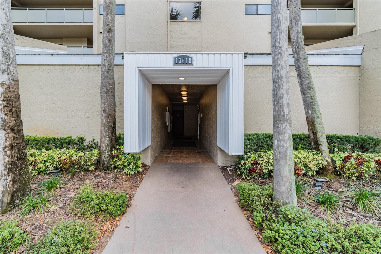 13618 GREENFIELD #305, TAMPA, FL, 33618