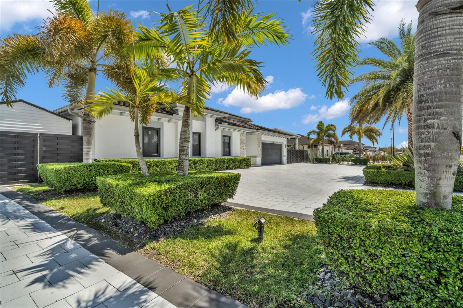 21301 SW 132ND CT, MIAMI, FL, 33177