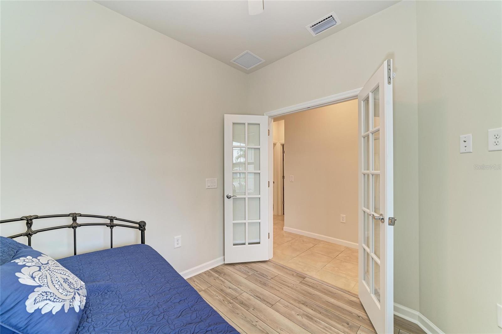 7013 HANOVER CT, LAKEWOOD RANCH, FL, 34202