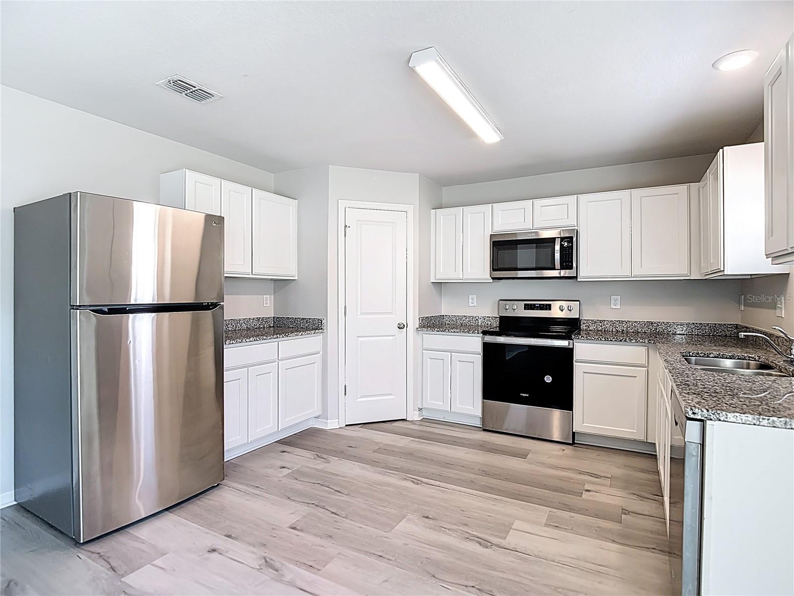 11374 MARCELLA AVE, WEEKI WACHEE, FL, 34614