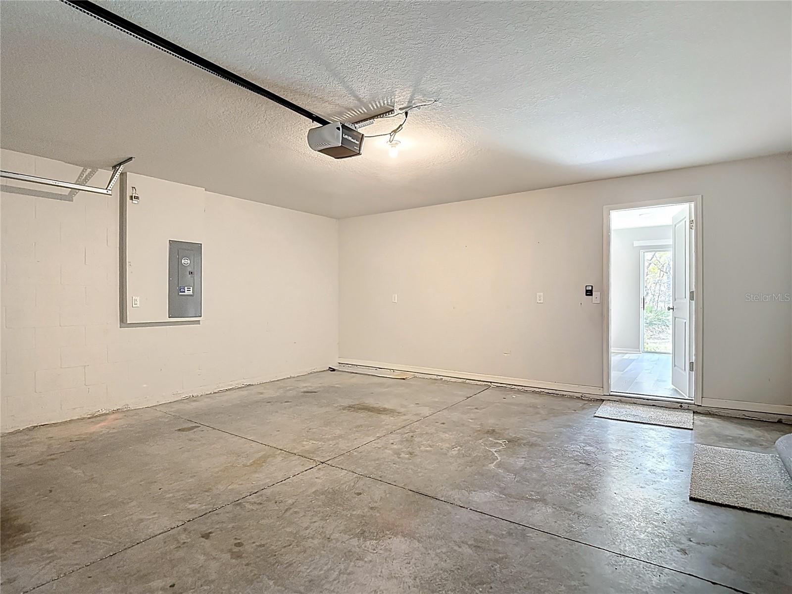11374 MARCELLA AVE, WEEKI WACHEE, FL, 34614