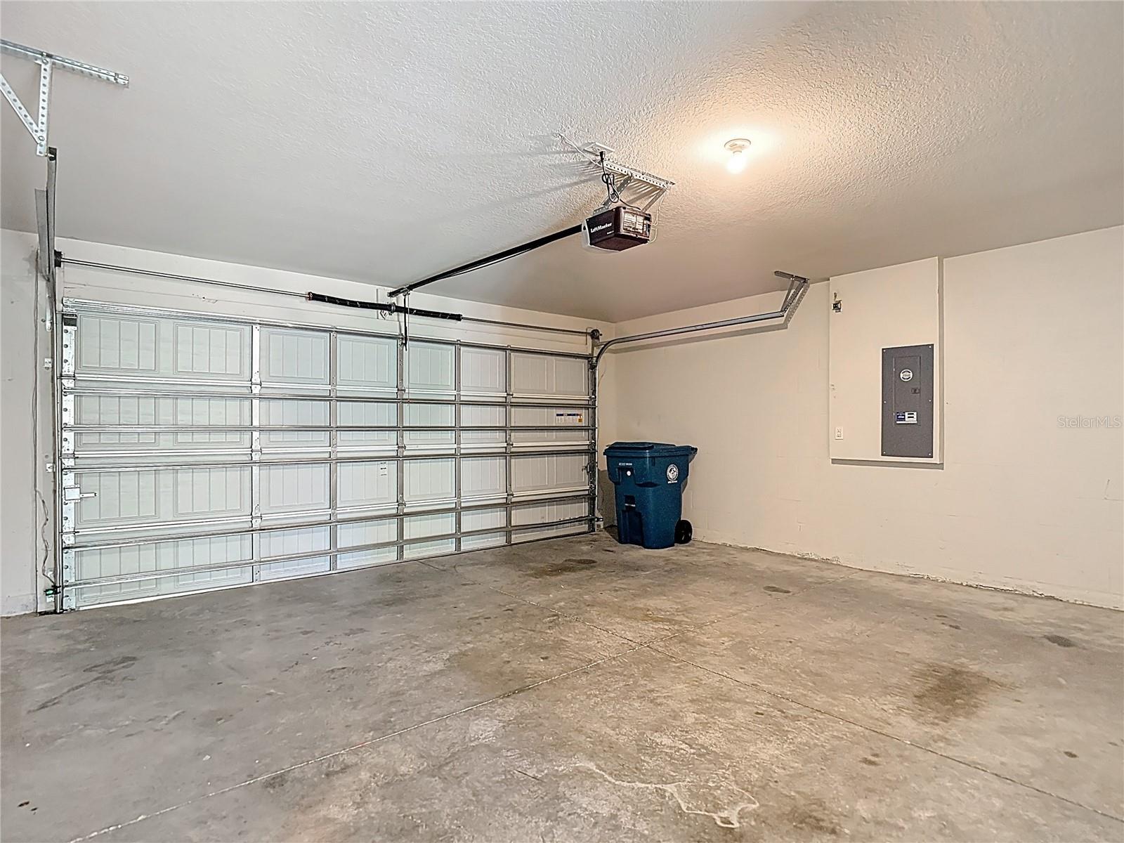 11374 MARCELLA AVE, WEEKI WACHEE, FL, 34614
