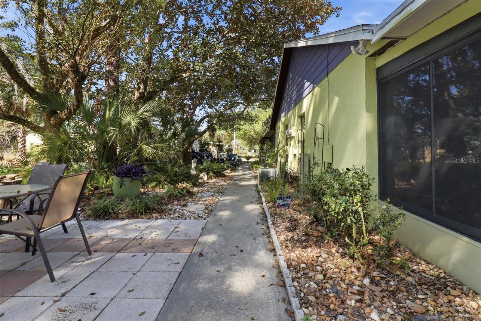 8326 W EARL LOOP, HOMOSASSA, FL, 34446