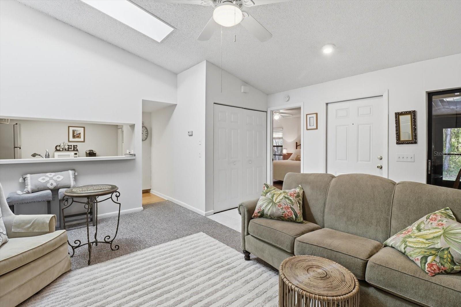 8326 W EARL LOOP, HOMOSASSA, FL, 34446