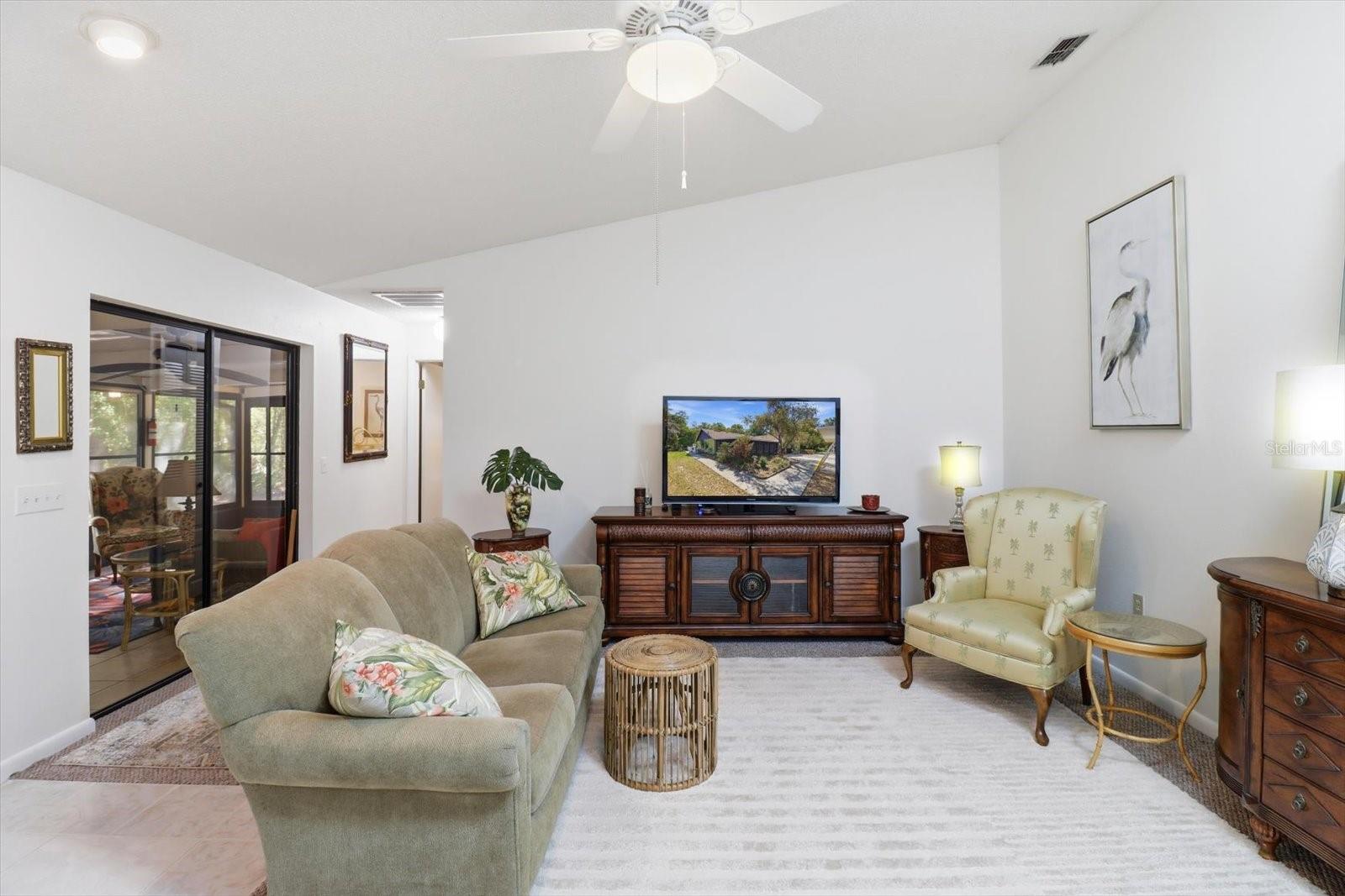 8326 W EARL LOOP, HOMOSASSA, FL, 34446