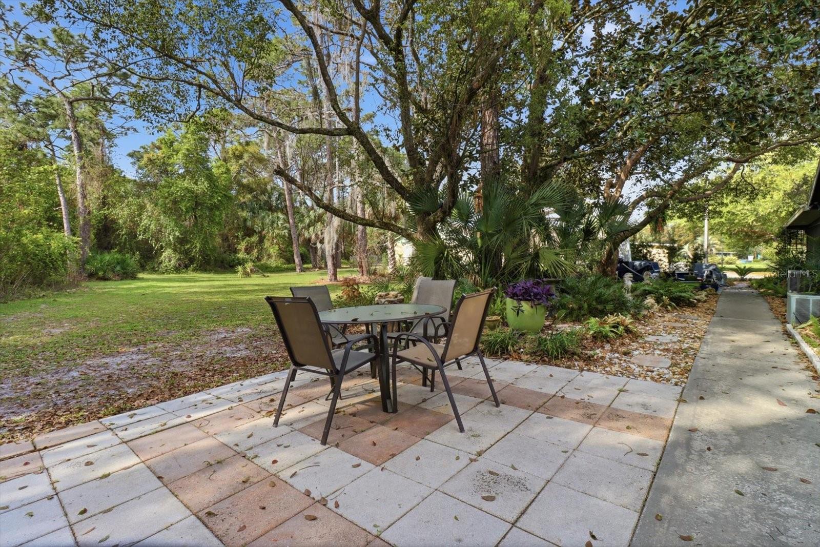 8326 W EARL LOOP, HOMOSASSA, FL, 34446