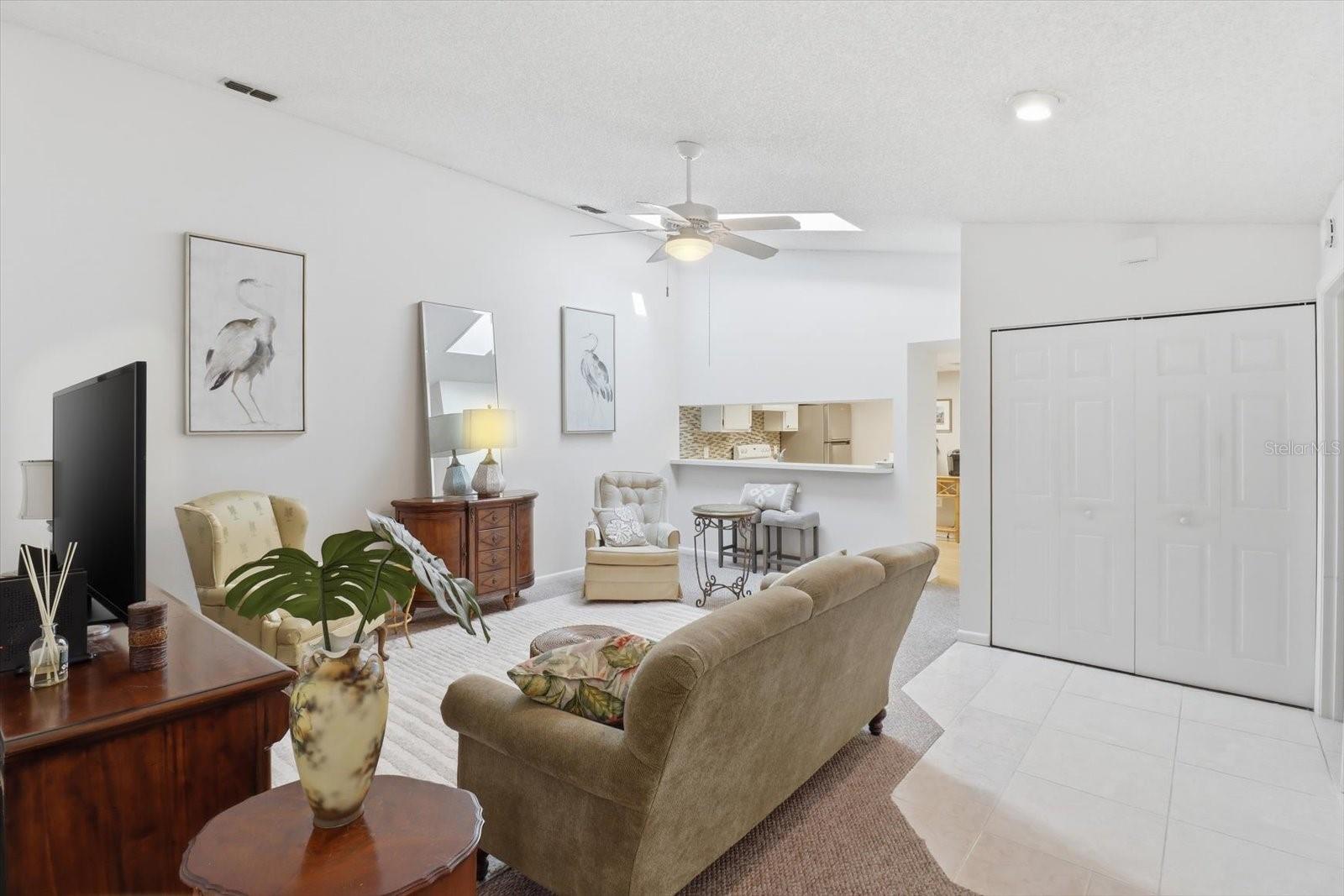 8326 W EARL LOOP, HOMOSASSA, FL, 34446