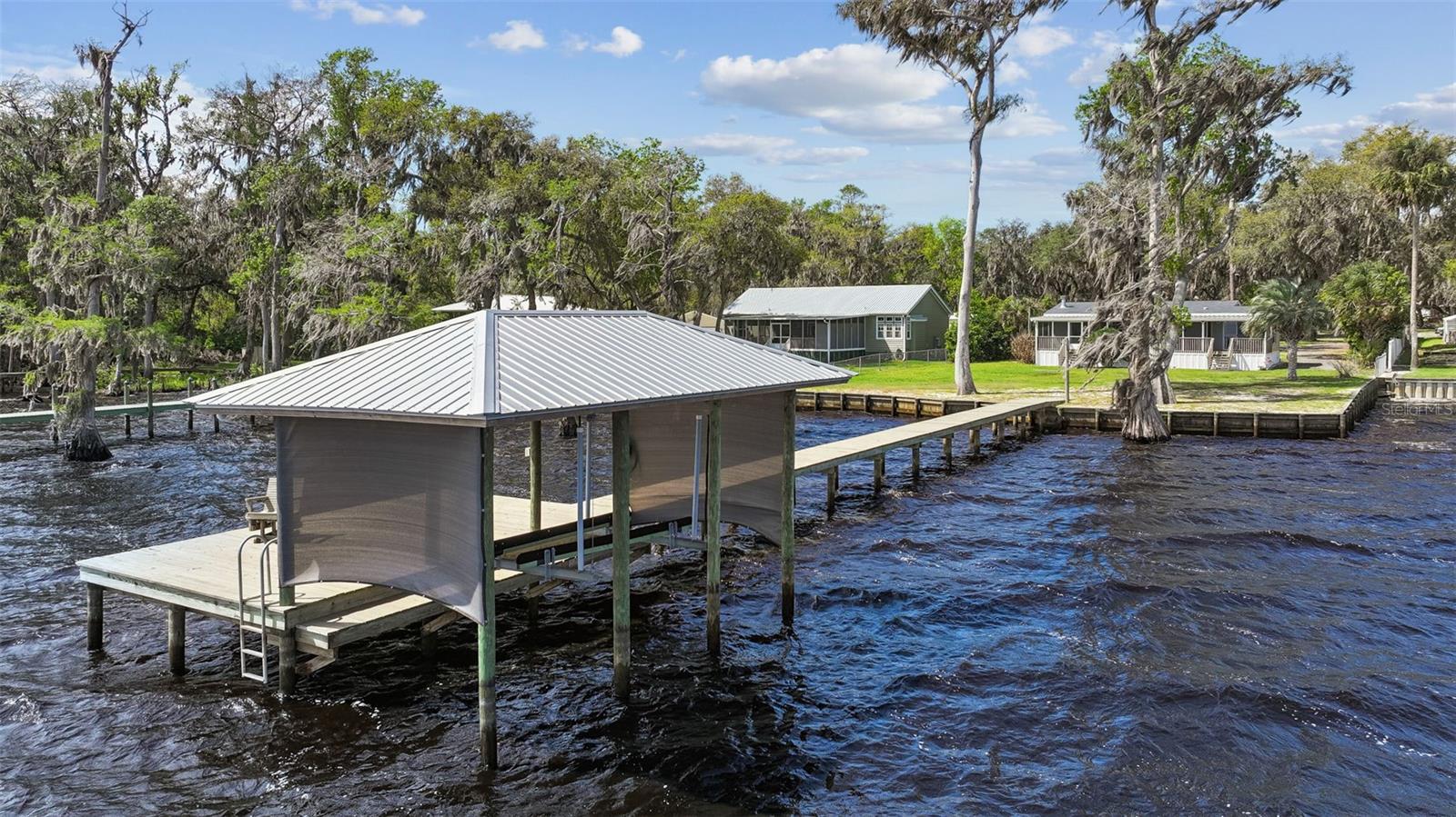 108 SANDRA LN, CRESCENT CITY, FL, 32112