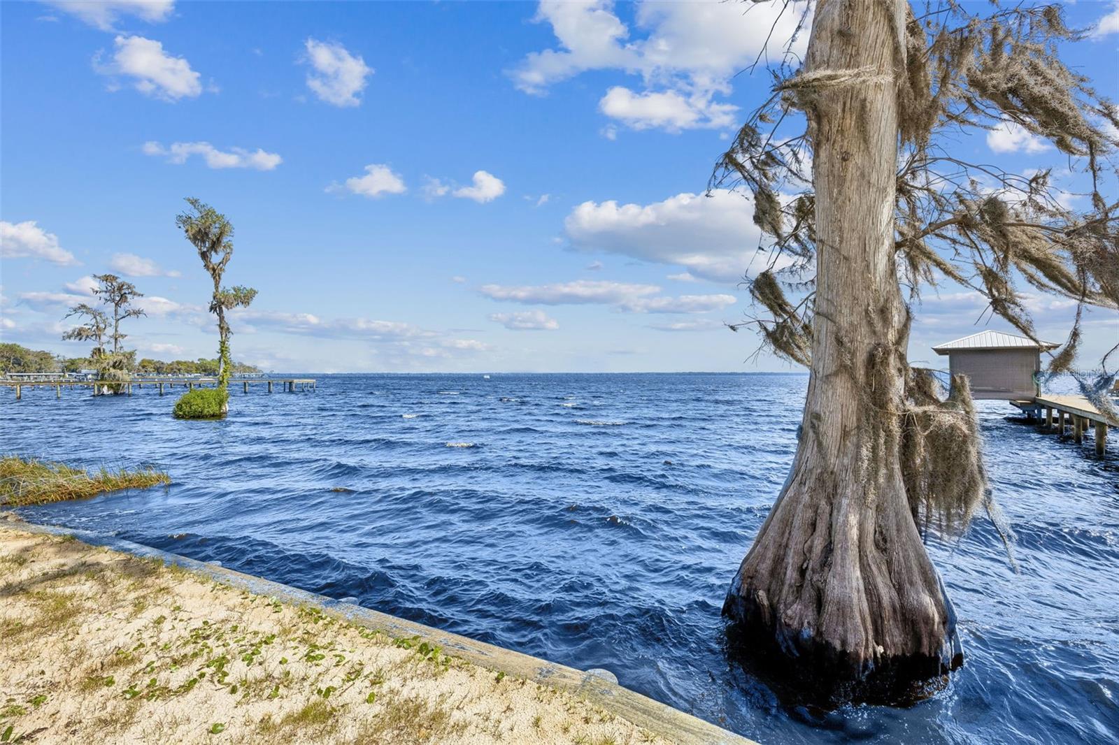 108 SANDRA LN, CRESCENT CITY, FL, 32112