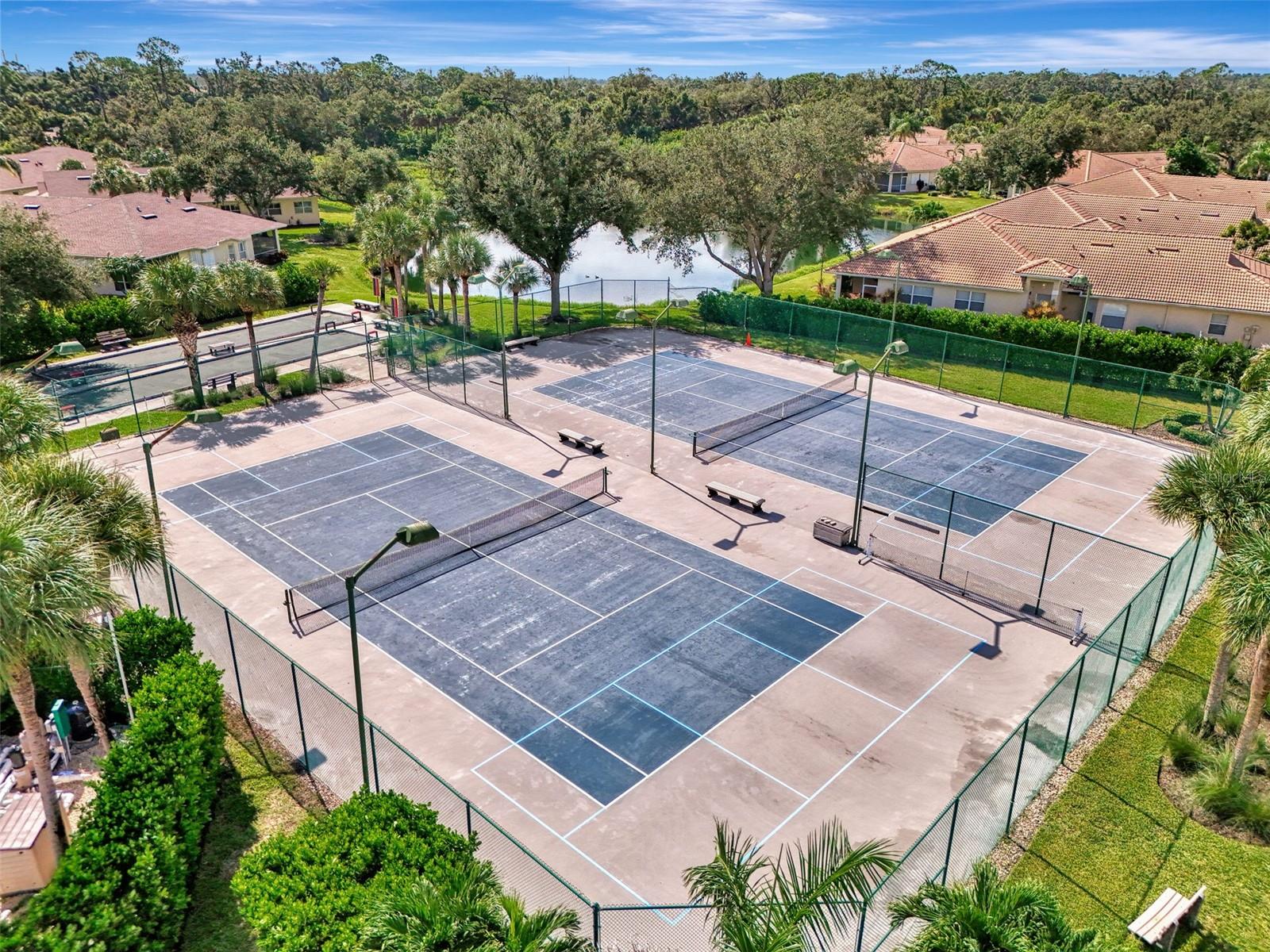 1008 TOPELIS DR, ENGLEWOOD, FL, 34223