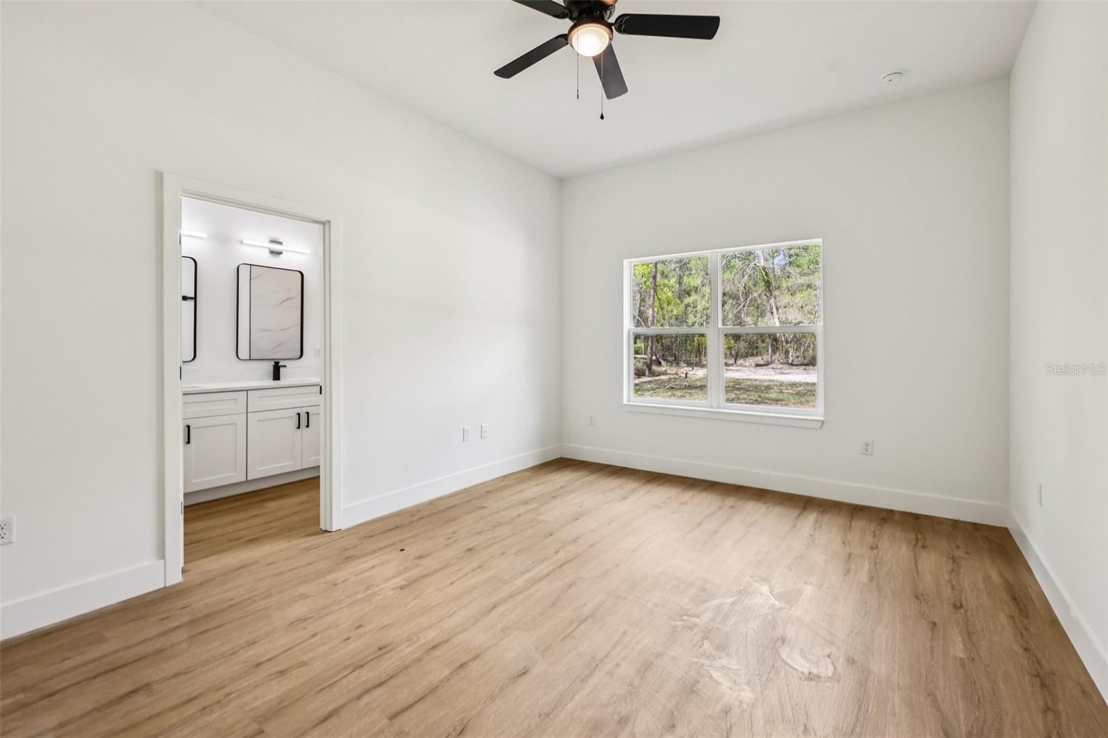 80 MALAUKA PASS CRSE, OCKLAWAHA, FL, 32179