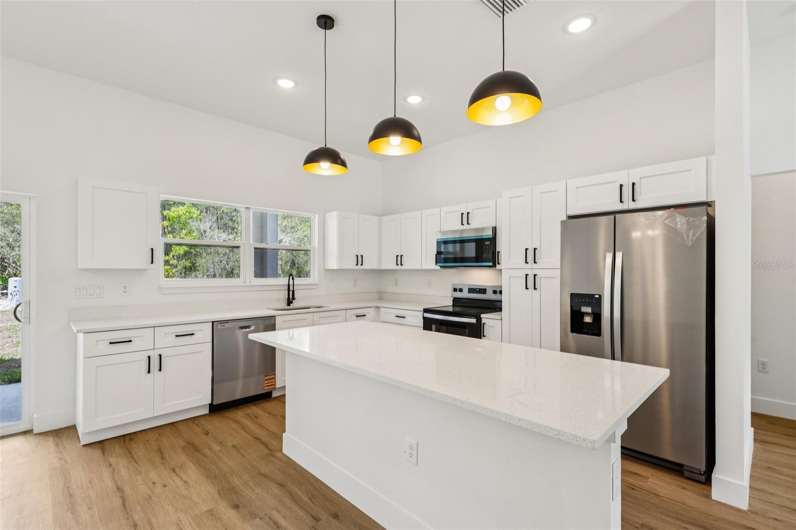 80 MALAUKA PASS CRSE, OCKLAWAHA, FL, 32179