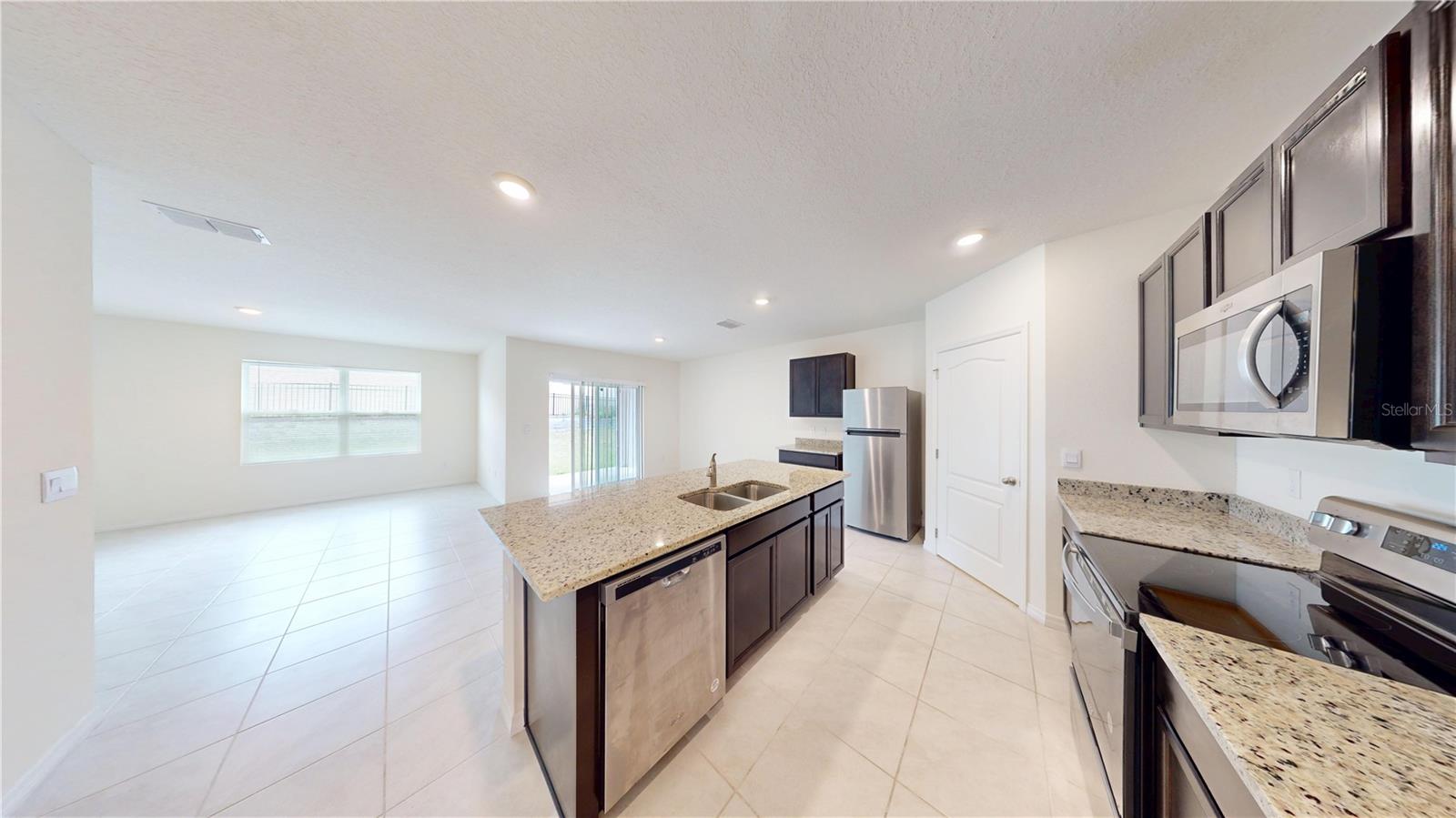 2116 SILVER BROOK WAY, DAVENPORT, FL, 33837