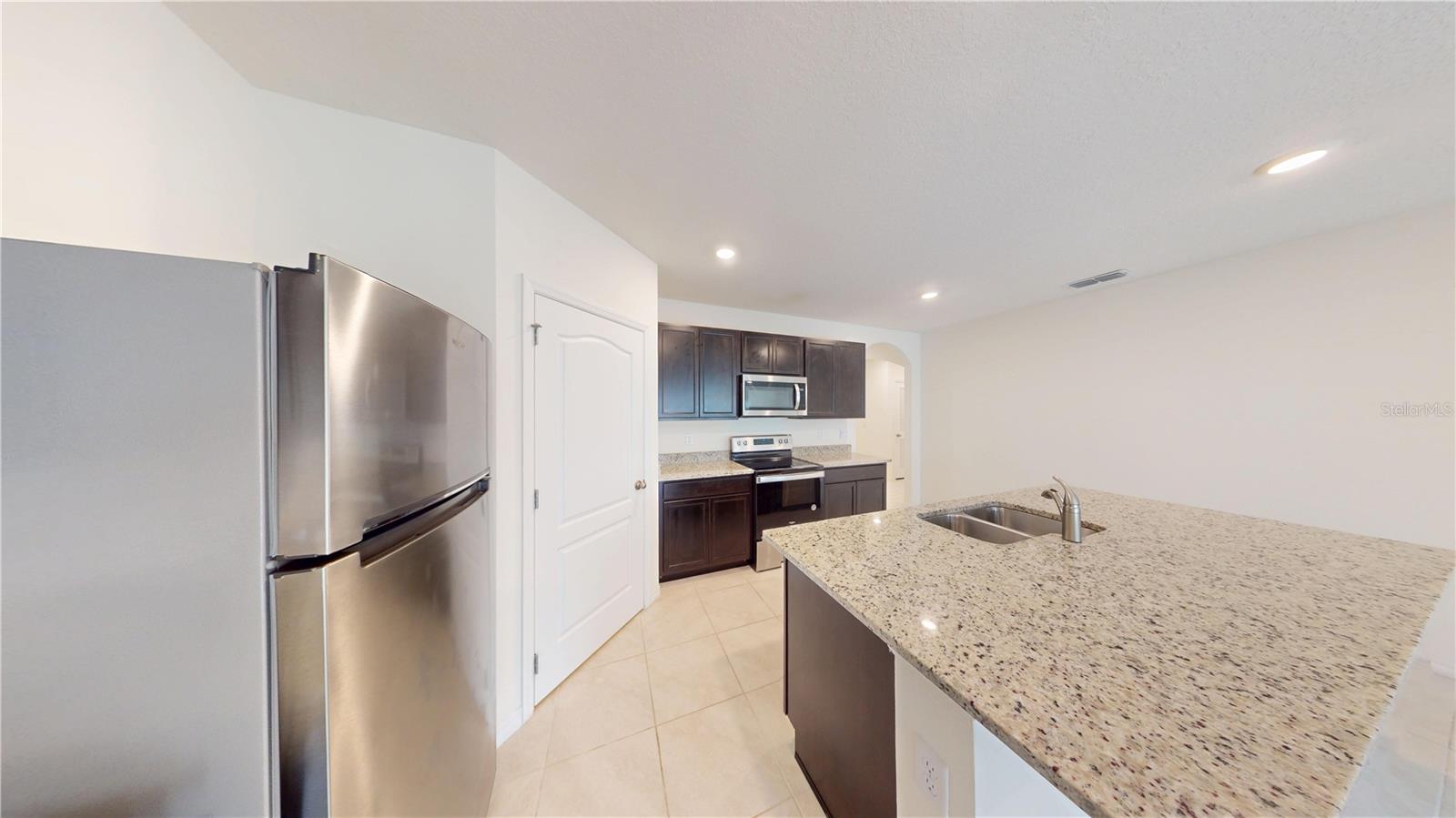 2116 SILVER BROOK WAY, DAVENPORT, FL, 33837