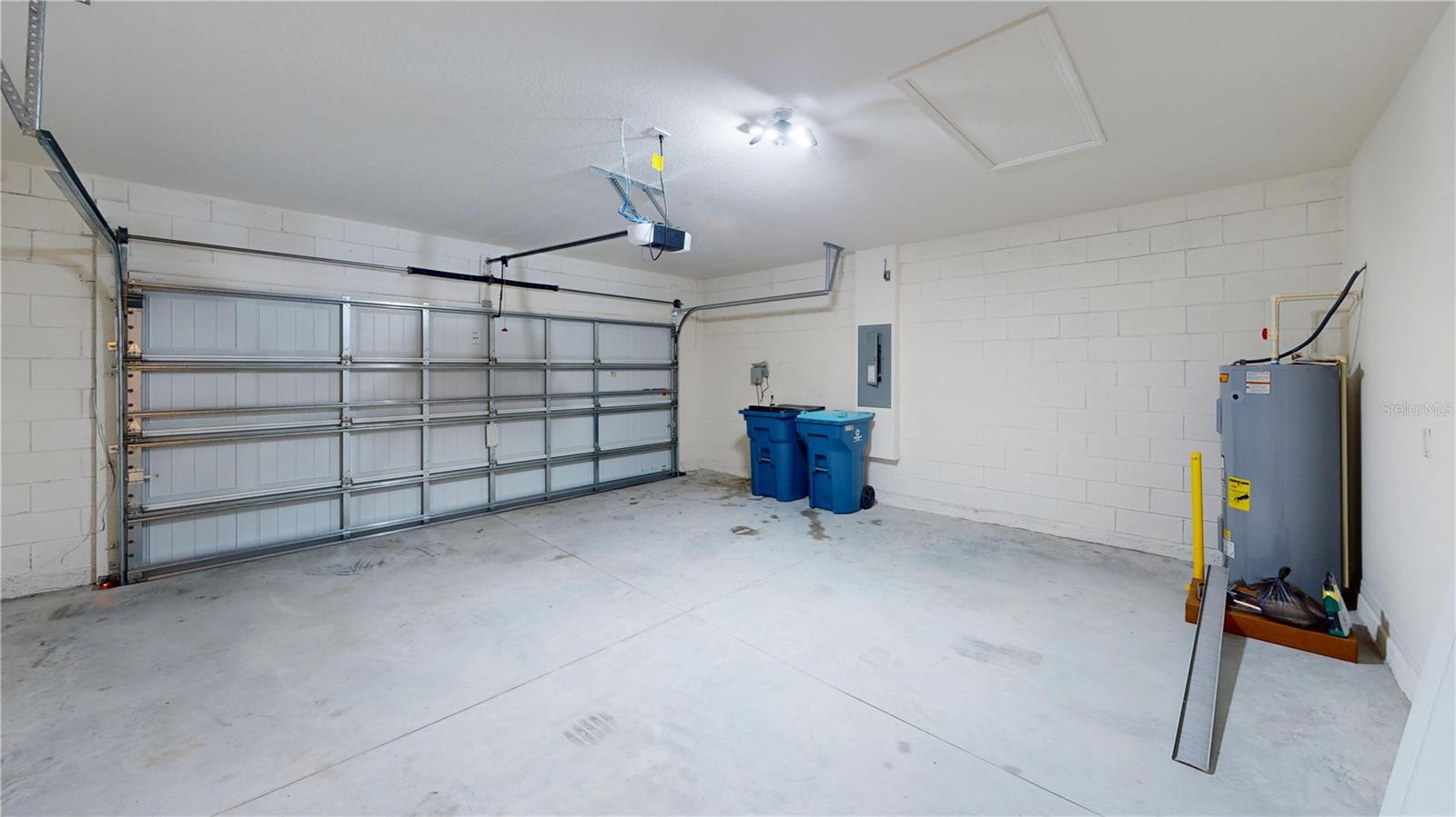 2116 SILVER BROOK WAY, DAVENPORT, FL, 33837