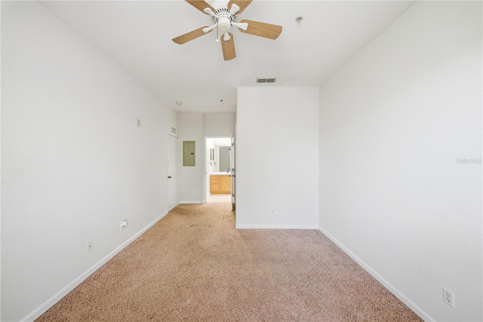 3190 DANTE DR #305, ORLANDO, FL, 32835