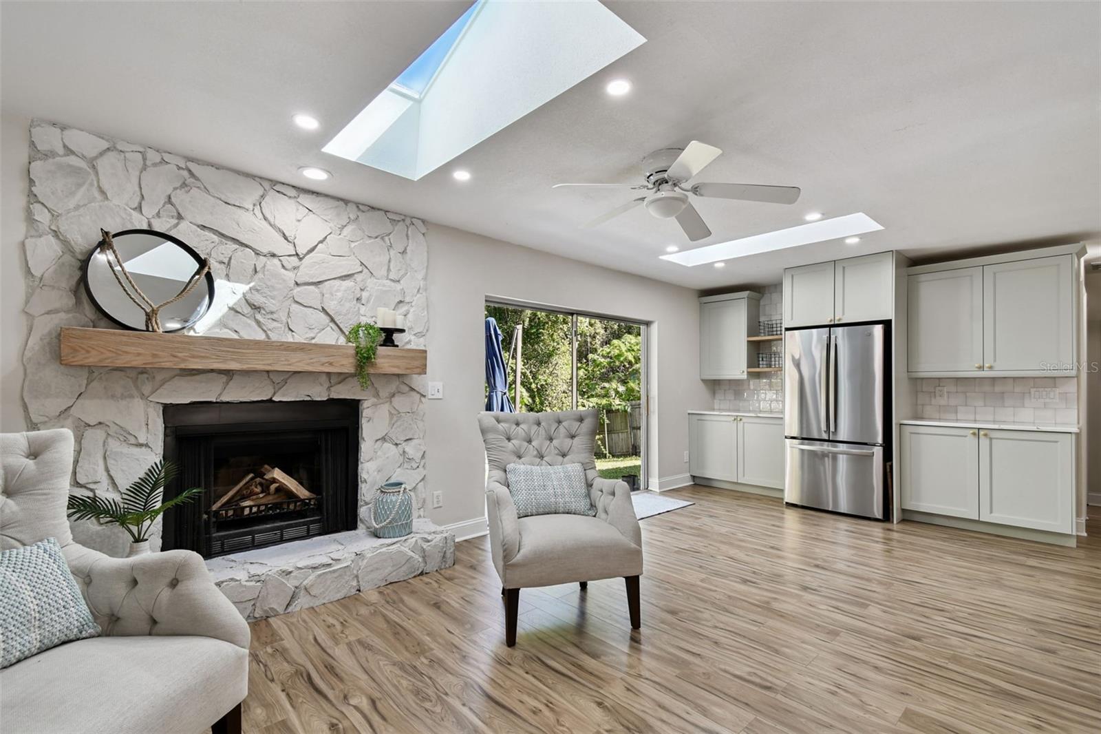 34 HARBOR OAKS CIR, SAFETY HARBOR, FL, 34695