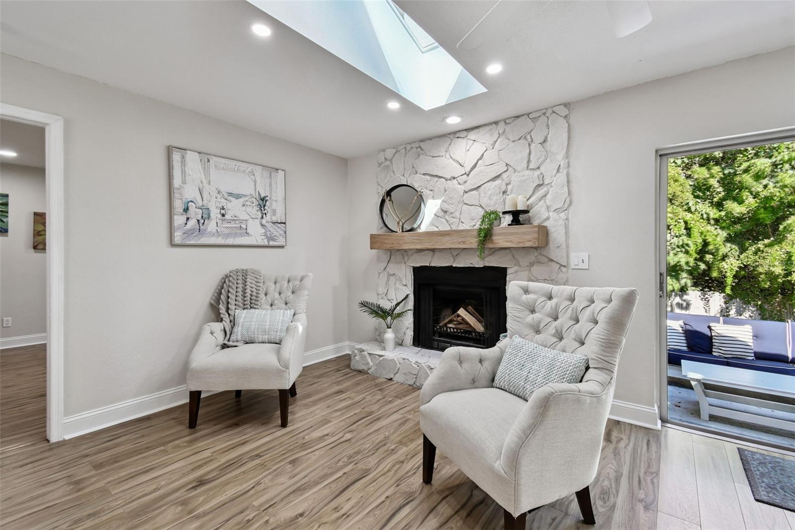 34 HARBOR OAKS CIR, SAFETY HARBOR, FL, 34695