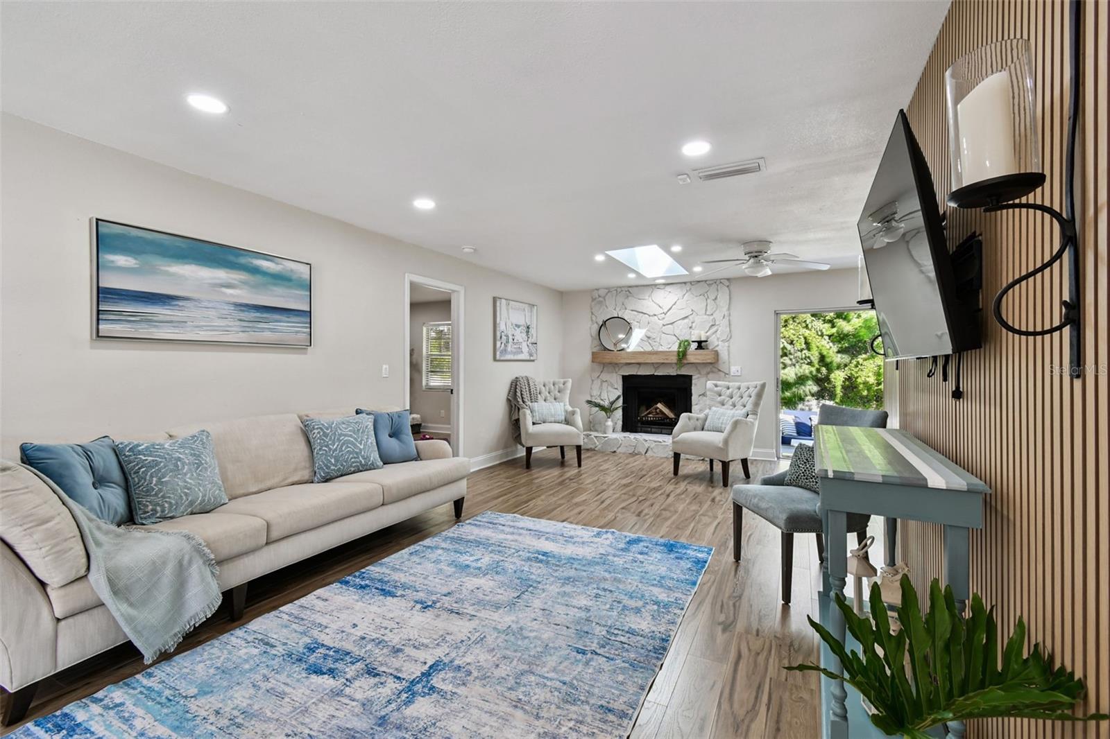 34 HARBOR OAKS CIR, SAFETY HARBOR, FL, 34695