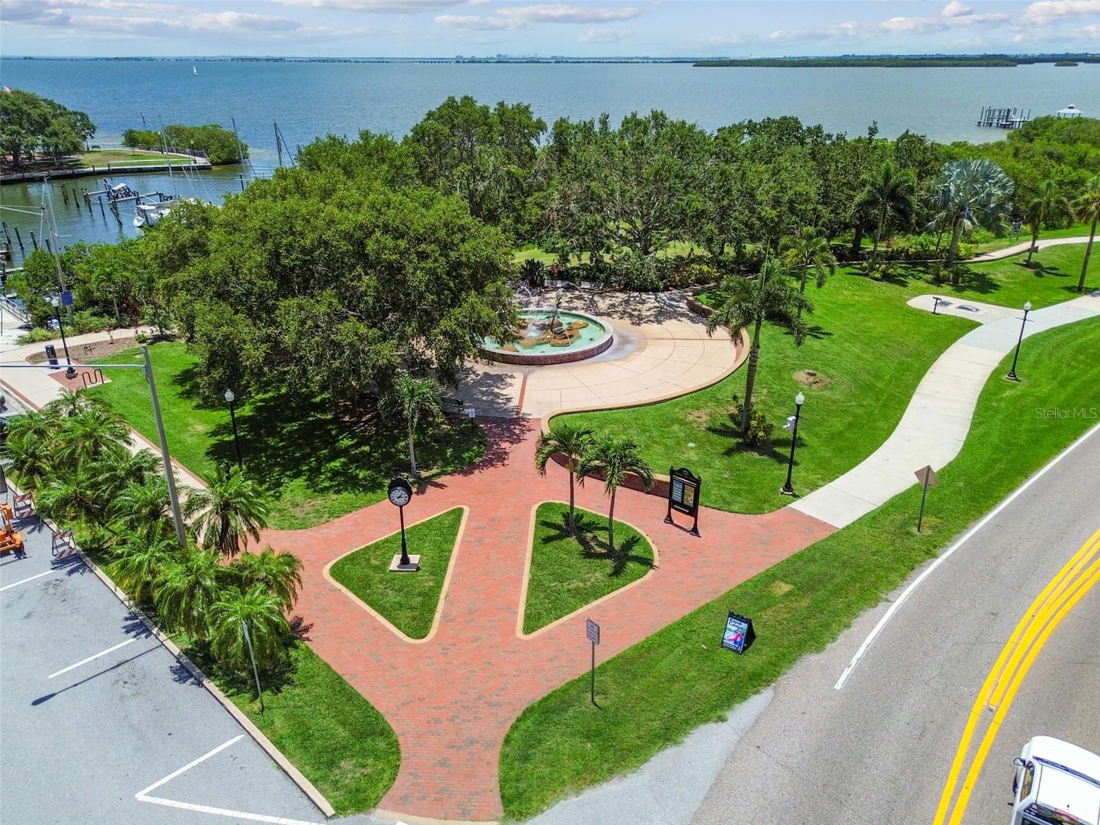 34 HARBOR OAKS CIR, SAFETY HARBOR, FL, 34695