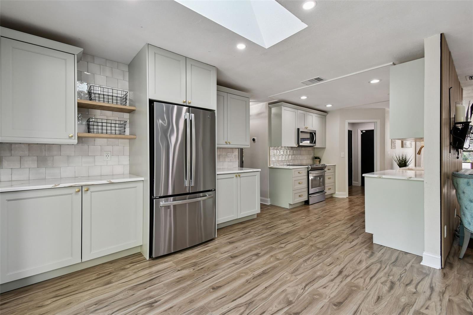 34 HARBOR OAKS CIR, SAFETY HARBOR, FL, 34695