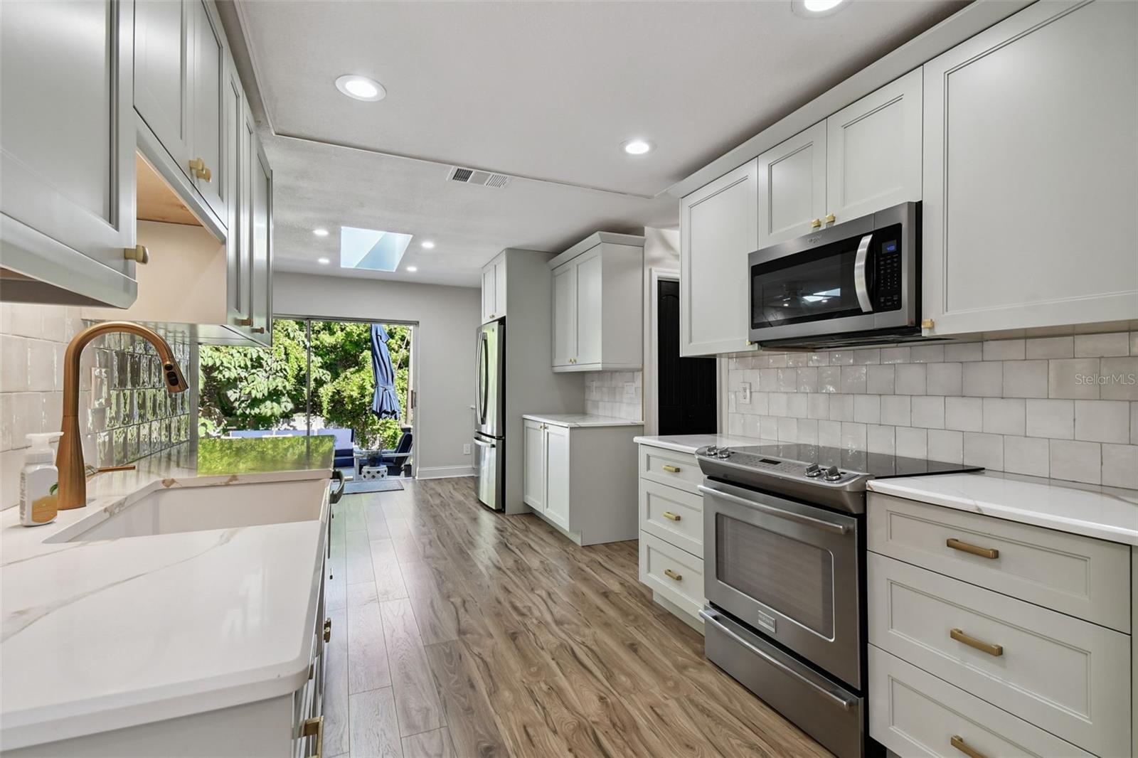 34 HARBOR OAKS CIR, SAFETY HARBOR, FL, 34695
